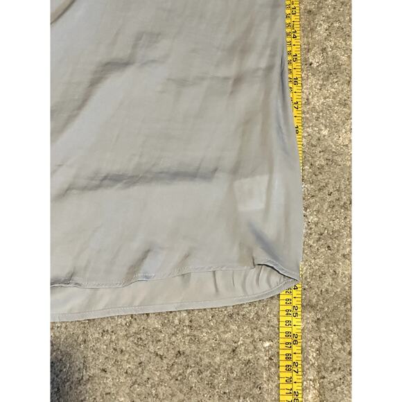 Cupcakes and Cashmere Women's Size Large Soft Icy Blue Flowing Blouse - Picture 6 of 10